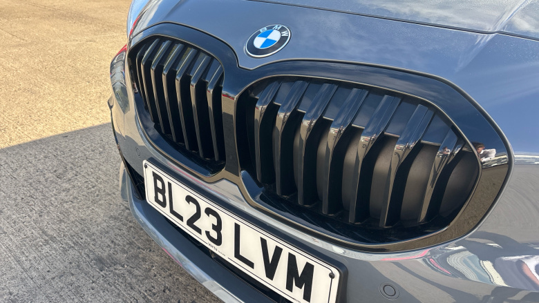 BMW 1 Series 118i M Sport 5dr Step Auto Petrol Hatchback